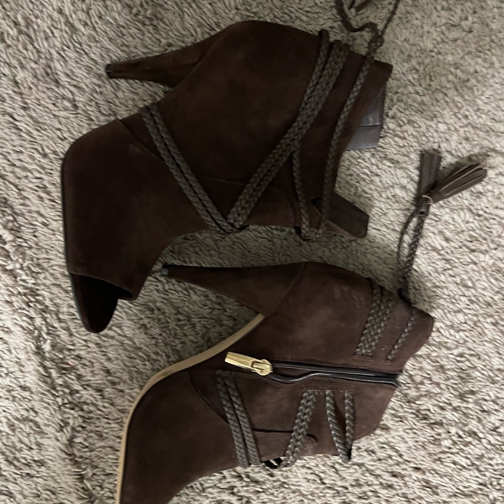 Brand brown cuties